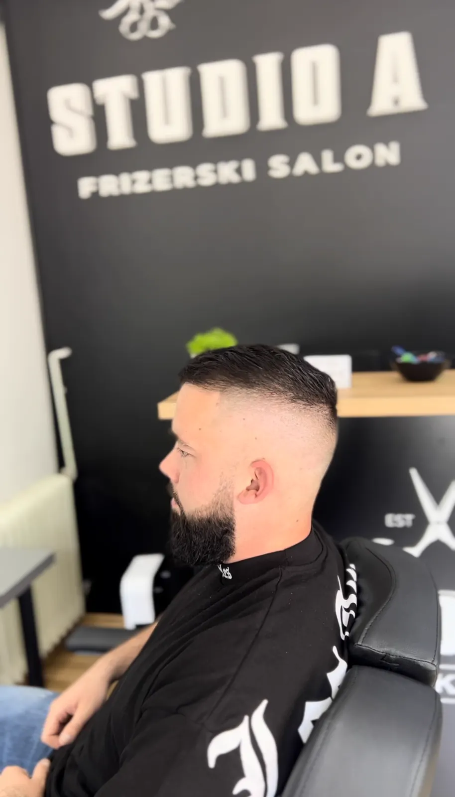 Studio A frizerski salon — fotografija 10